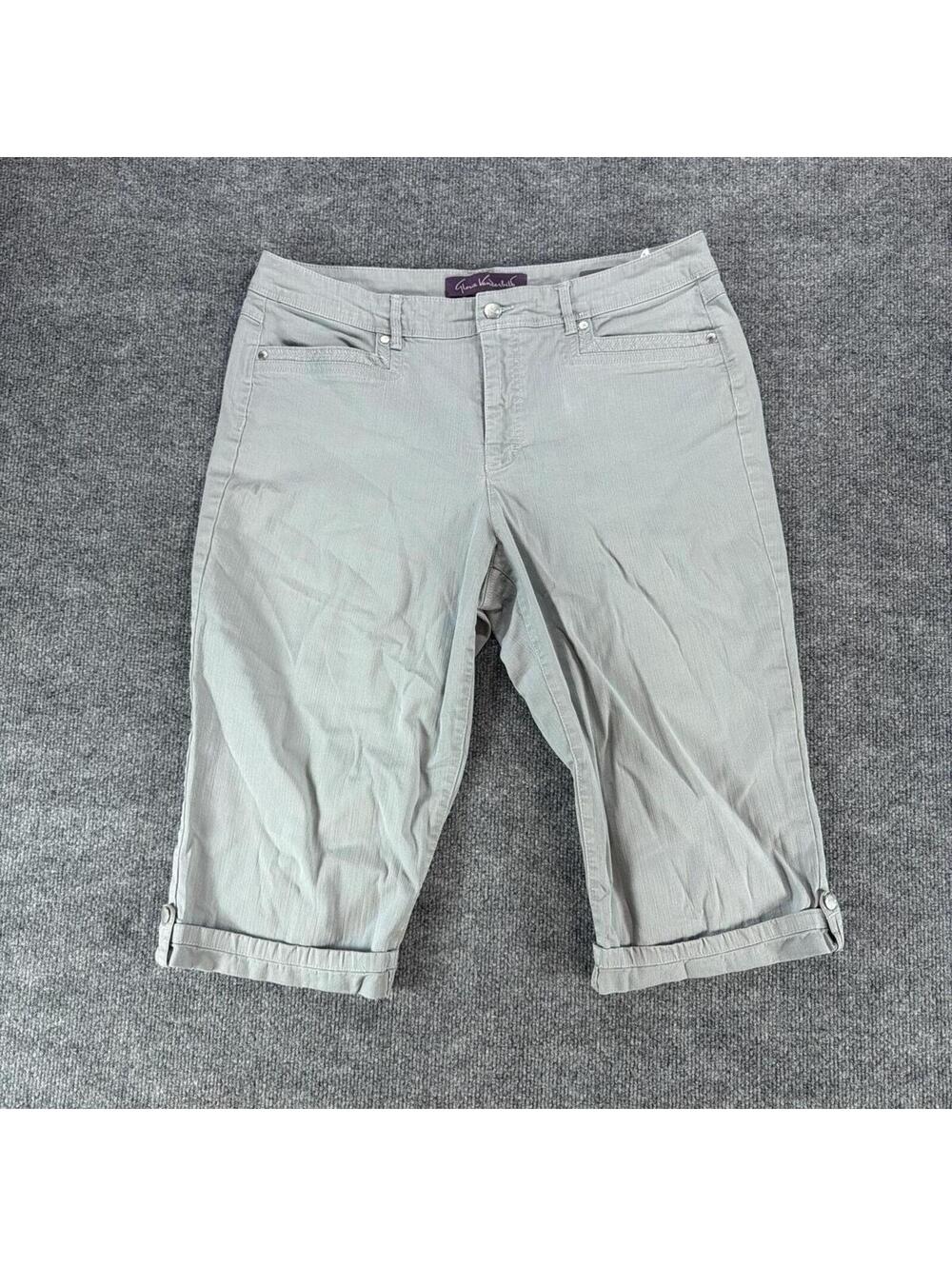 Gloria Vanderbilt Women's Light Gray Bermuda Shorts Sz 12 - Euro Summer, Beach
